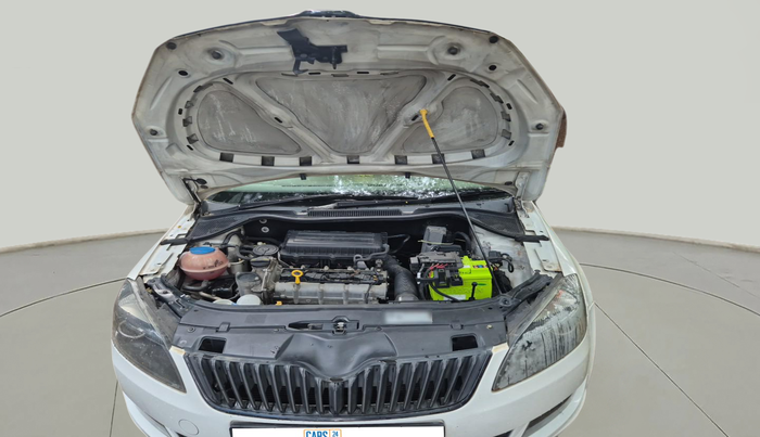 2015 Skoda Rapid 1.6 MPI STYLE PLUS AT, Petrol, Automatic, 54,773 km, exterior