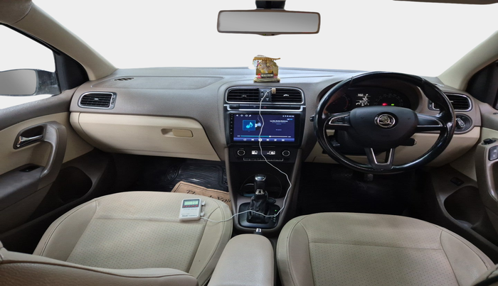 2015 Skoda Rapid 1.6 MPI STYLE PLUS AT, Petrol, Automatic, 54,773 km, interior