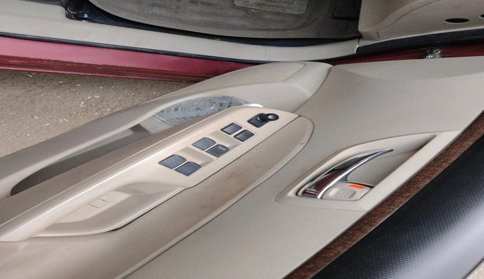 2016 Maruti Swift Dzire VXI, Petrol, Manual, 69,343 km, interior