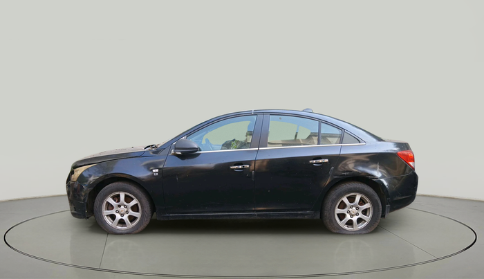 2013 Chevrolet Cruze LTZ, Diesel, Manual, 1,58,500 km, exterior