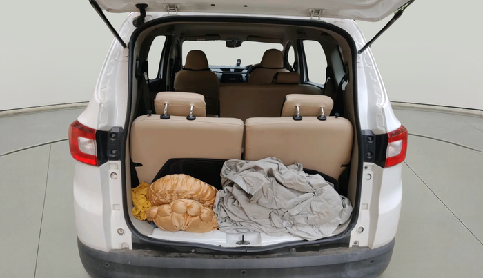 2021 Renault TRIBER RXT, Petrol, Manual, 23,774 km, exterior