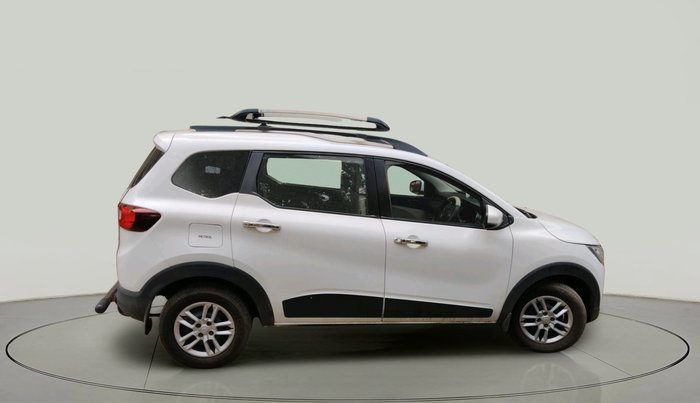 2021 Renault TRIBER RXT, Petrol, Manual, 23,774 km, exterior