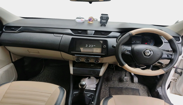 2021 Renault TRIBER RXT, Petrol, Manual, 23,774 km, interior