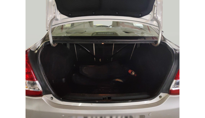 2015 Toyota Etios VX-D, Diesel, Manual, 82,921 km, exterior