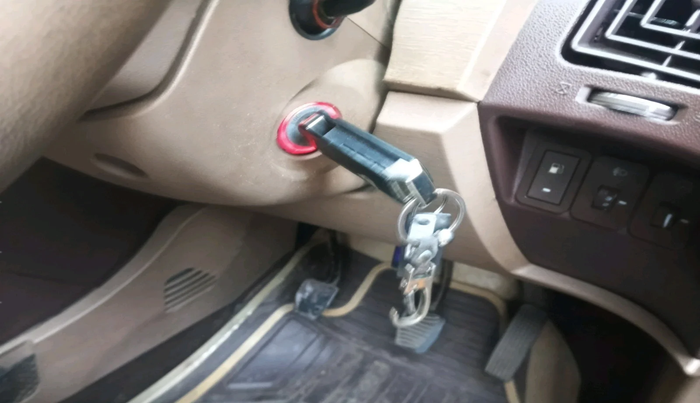 2012 Mahindra XUV500 W8, Diesel, Manual, 76,314 km, interior