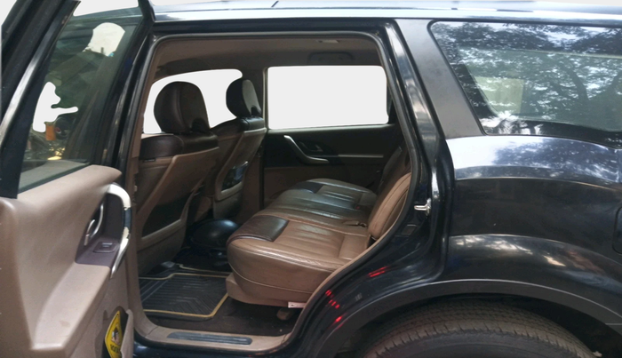 2012 Mahindra XUV500 W8, Diesel, Manual, 76,314 km, interior