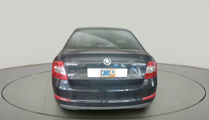 2015 Skoda Octavia STYLE PLUS AT 1.8 TSI, Petrol, Automatic, 67,000 km, exterior
