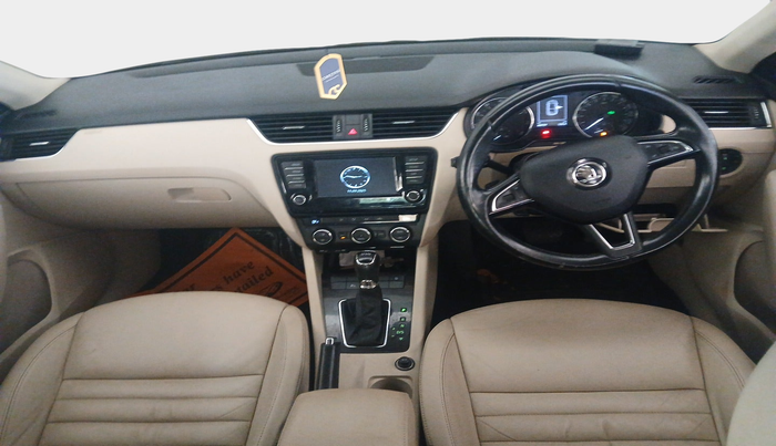 2015 Skoda Octavia STYLE PLUS AT 1.8 TSI, Petrol, Automatic, 67,000 km, interior