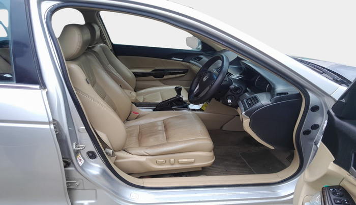 2010 Honda Accord 2.4L I-VTEC MT, Petrol, Manual, 66,951 km, interior
