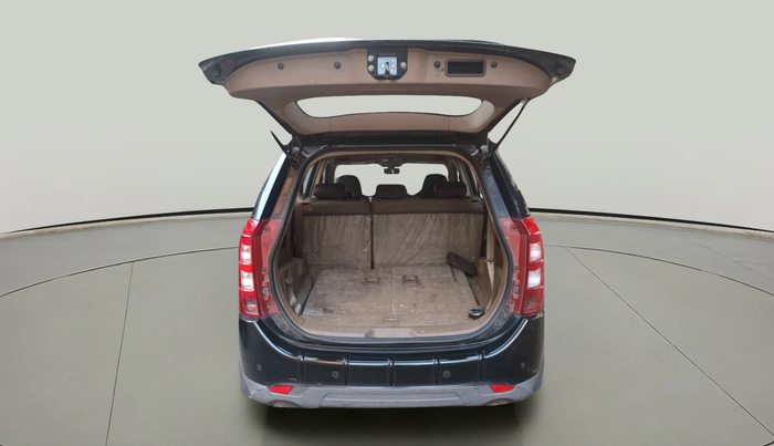 2012 Mahindra XUV500 W8, Diesel, Manual, 43,516 km, exterior