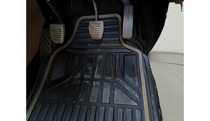 2012 Mahindra XUV500 W8, Diesel, Manual, 43,516 km, interior