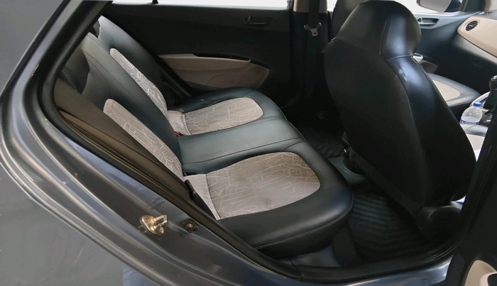 2014 Hyundai Grand i10 MAGNA 1.2 KAPPA VTVT, Petrol, Manual, 1,01,897 km, interior