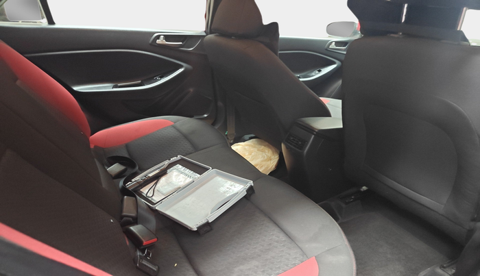 2018 Hyundai i20 Active 1.2 SX, Petrol, Manual, 17,560 km, interior