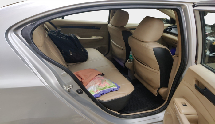 2010 Honda City 1.5L I-VTEC S MT, Petrol, Manual, 1,41,017 km, interior