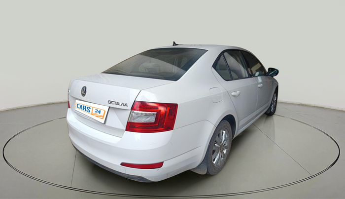 2016 Skoda Octavia 2.0 TDI CR STYLE PLUS AT, Diesel, Automatic, 1,19,946 km, exterior