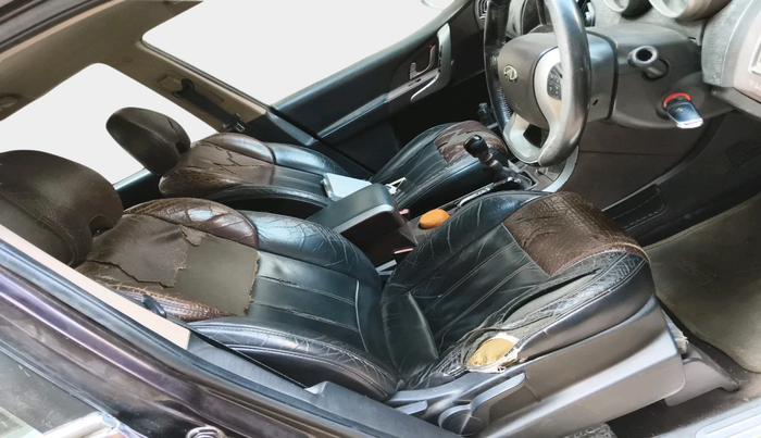 2012 Mahindra XUV500 W8, Diesel, Manual, 95,985 km, interior