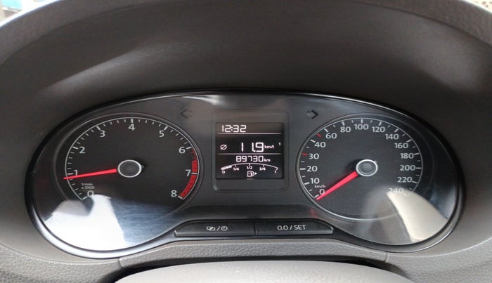 2015 Volkswagen Vento HIGHLINE 1.6 MPI, Petrol, Manual, 89,730 km, interior