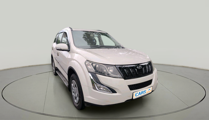 2016 Mahindra XUV500 W6, Diesel, Manual, 1,27,095 km, exterior