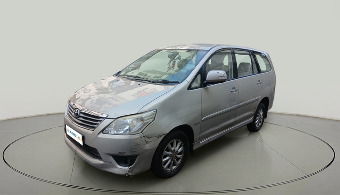 2013 Toyota Innova 2.5 VX 7 STR, Diesel, Manual, 96,252 km, exterior