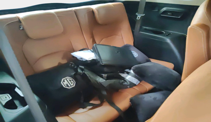 2021 MG HECTOR PLUS SHARP 1.5 PETROL TURBO DCT 6-STR, Petrol, Automatic, 19,540 km, interior