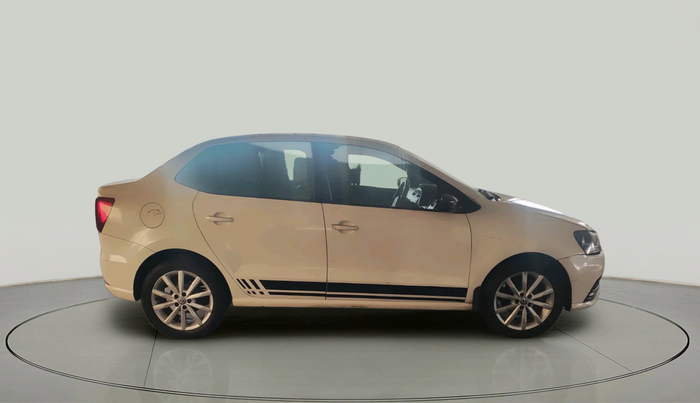 2018 Volkswagen Ameo HIGHLINE PLUS 1.5L AT 16 ALLOY, Diesel, Automatic, 1,17,367 km, exterior