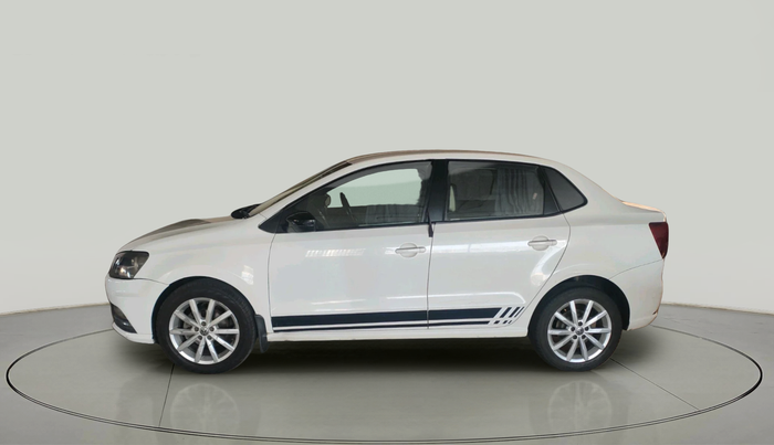 2018 Volkswagen Ameo HIGHLINE PLUS 1.5L AT 16 ALLOY, Diesel, Automatic, 1,17,367 km, exterior