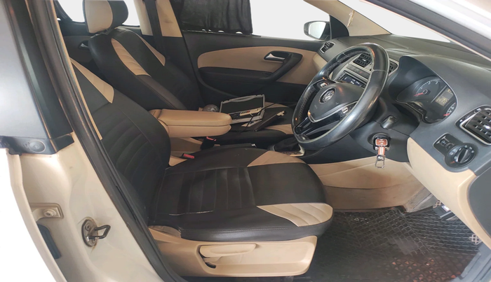 2018 Volkswagen Ameo HIGHLINE PLUS 1.5L AT 16 ALLOY, Diesel, Automatic, 1,17,367 km, interior