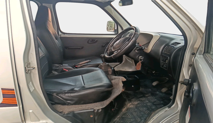 2021 Maruti Eeco 5 STR AC CNG, Petrol, Manual, 66,886 km, interior