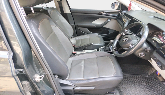 2021 Skoda KUSHAQ STYLE 1.0L TSI AT, Petrol, Automatic, 4,763 km, interior