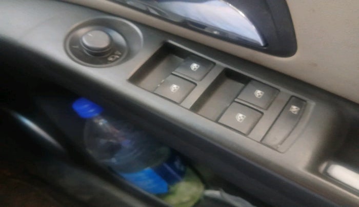 2016 Chevrolet Cruze LTZ AT, Diesel, Automatic, 1,41,929 km, interior