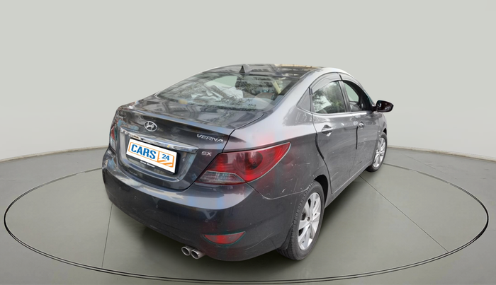 2013 Hyundai Verna FLUIDIC 1.6 VTVT SX, Petrol, Manual, 1,10,793 km, exterior