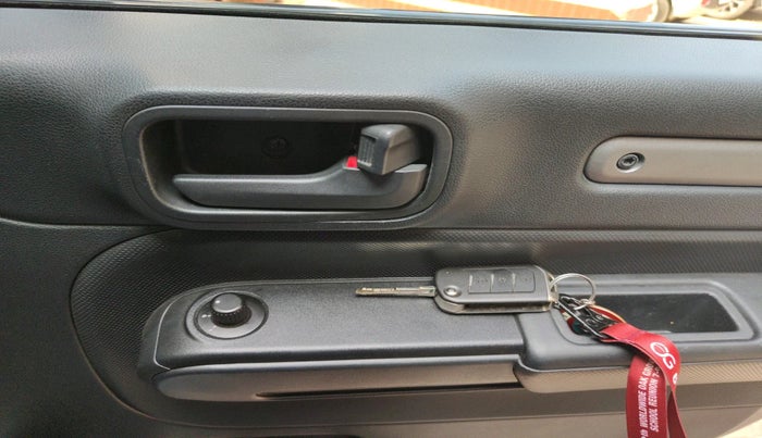 2022 Mahindra Thar LX D AT 4WD HT, Diesel, Automatic, 42,123 km, interior