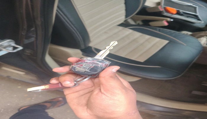 2015 Maruti Ertiga VXI CNG, Petrol, Manual, 1,71,644 km, interior