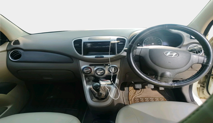 2012 Hyundai i10 MAGNA 1.1, Petrol, Manual, 1,43,092 km, interior