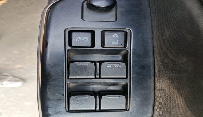 2012 Maruti Swift VDI, Diesel, Manual, 1,02,563 km, interior