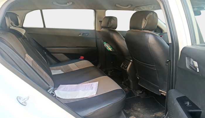 2016 Hyundai Creta SX PLUS  ANNIVERSARY EDITION 1.6 PETROL, Petrol, Manual, 1,76,590 km, interior