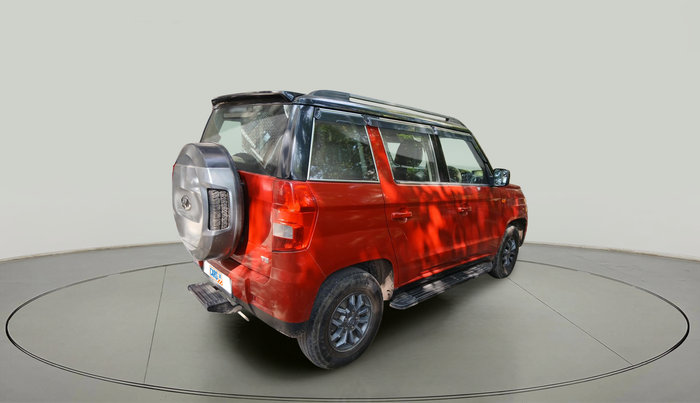 2018 Mahindra TUV300 T10 DUAL TONE, Diesel, Manual, 78,150 km, exterior