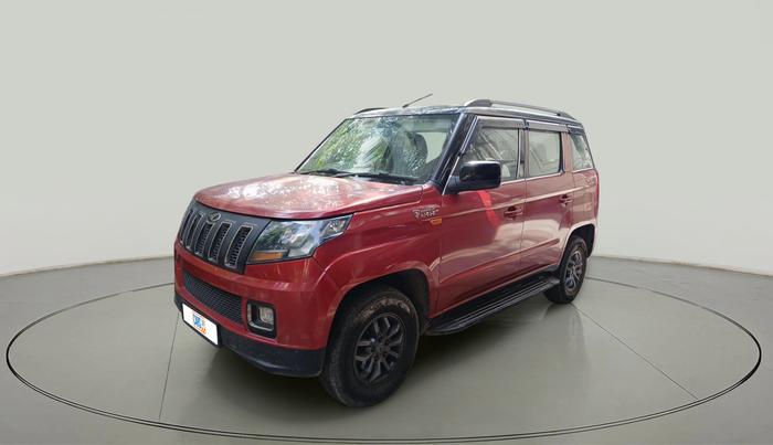 2018 Mahindra TUV300 T10 DUAL TONE, Diesel, Manual, 78,150 km, exterior
