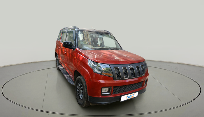 2018 Mahindra TUV300 T10 DUAL TONE, Diesel, Manual, 78,150 km, exterior