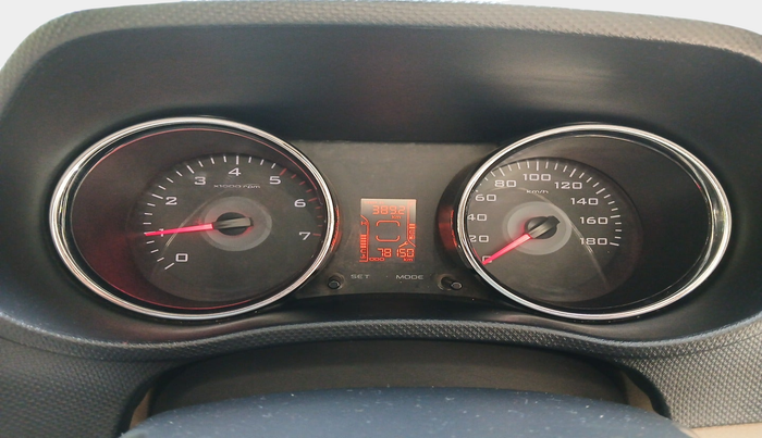 2018 Mahindra TUV300 T10 DUAL TONE, Diesel, Manual, 78,150 km, interior