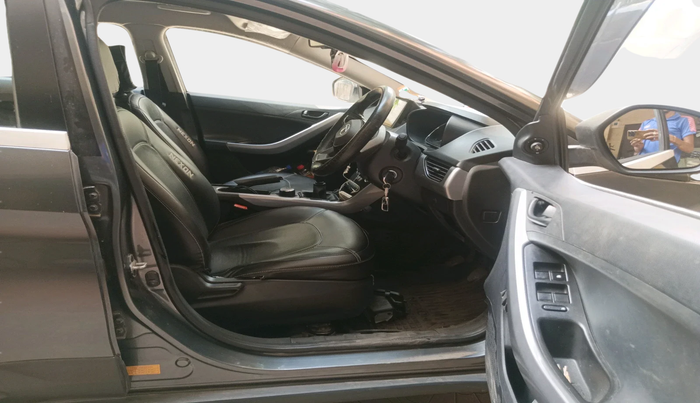 2022 Tata NEXON XM DIESEL, Diesel, Manual, 45,089 km, interior