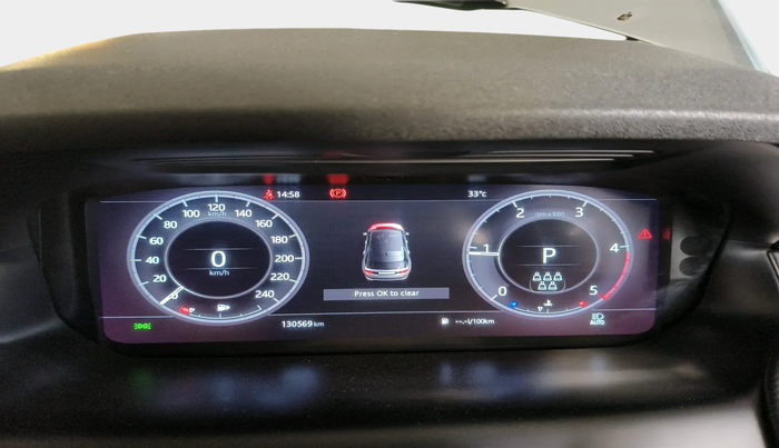 2020 Landrover DISCOVERY SPORT SE, Diesel, Automatic, 1,30,569 km, interior