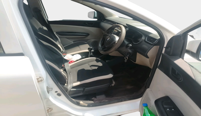 2019 Renault TRIBER RXL MT, Petrol, Manual, 1,03,753 km, interior