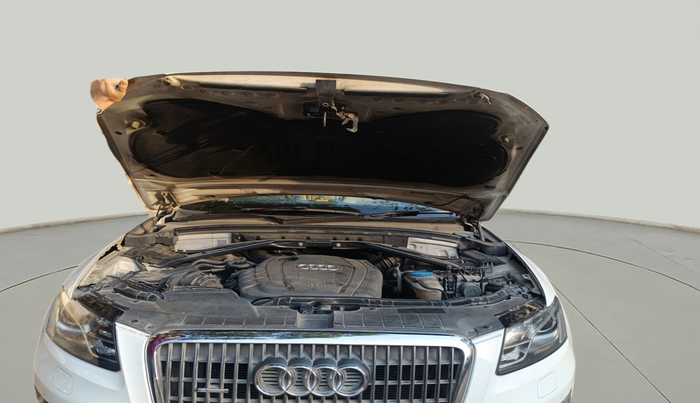 2012 Audi Q5 2.0 TDI QUATTRO, Diesel, Automatic, 90,850 km, exterior