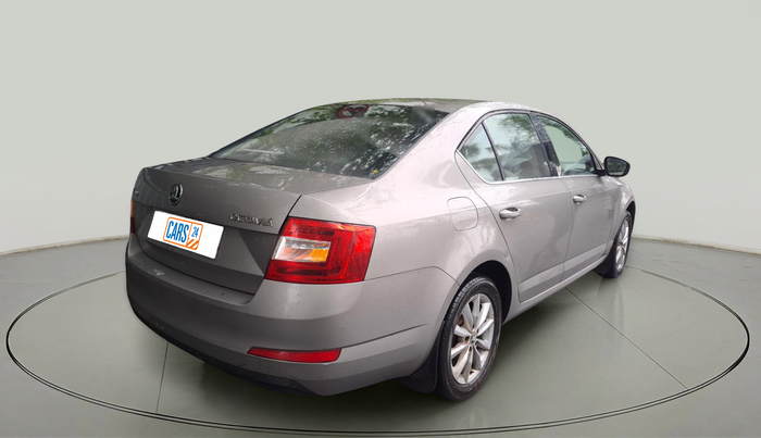 2016 Skoda Octavia STYLE PLUS AT 1.8 TSI, Petrol, Automatic, 58,597 km, exterior