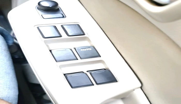 2015 Maruti Ertiga VXI CNG, Petrol, Manual, 1,41,065 km, interior