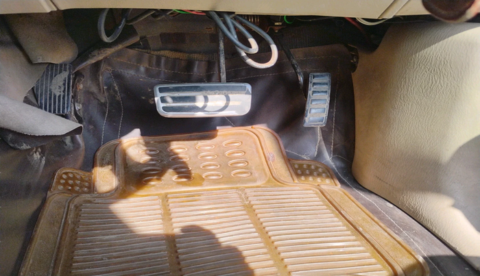 2012 Ford Endeavour 3.0L 4X4 AT, Diesel, Automatic, 1,08,873 km, interior