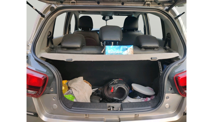 2017 Mahindra Kuv100 K6 5 STR, Petrol, Manual, 41,602 km, exterior