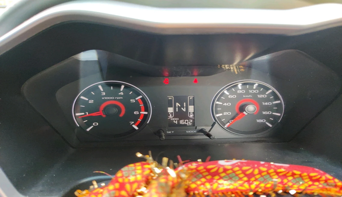 2017 Mahindra Kuv100 K6 5 STR, Petrol, Manual, 41,602 km, interior