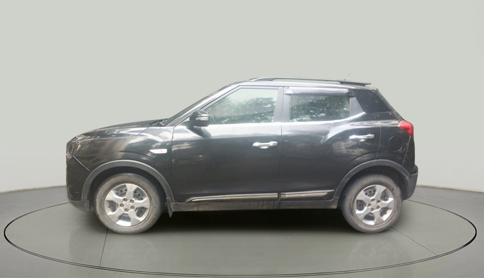 2021 Mahindra XUV300 W6 1.2 PETROL, Petrol, Manual, 55,024 km, exterior